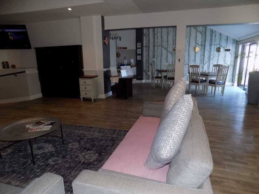 To Let 1 Bedroom Property for Rent in Zevenwacht Retirement Village Western Cape